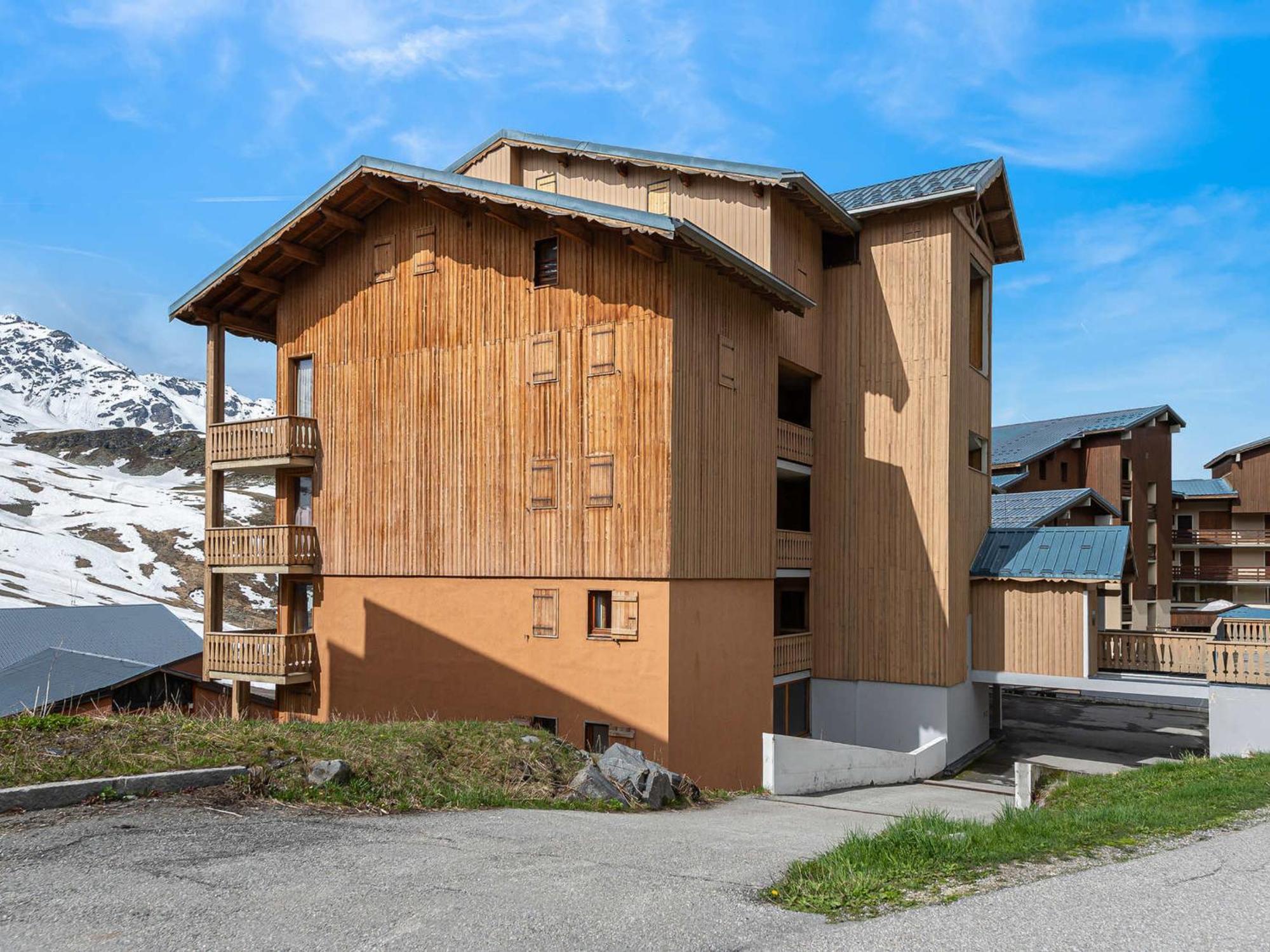 Apartment Confortable 6 Pers. Proche Des Pistes Avec Balcon Et Parking - Fr-1-640-11